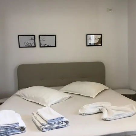 Tirent - Comfortable 1-bedroom In Fresku Appartamento Tirana