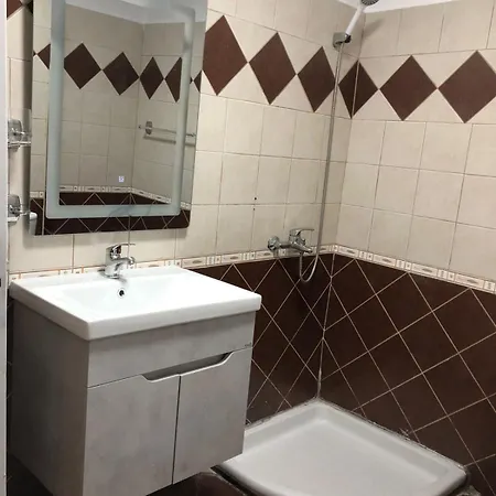 Tirent - Comfortable 1-bedroom In Fresku Appartamento *